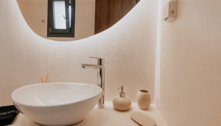 Onym Curated Villas