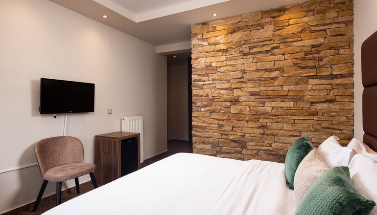 4* Naiades Hotel