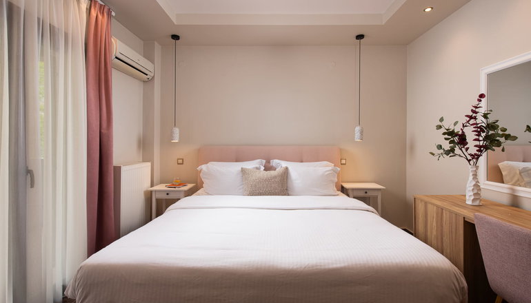 4* Naiades Hotel