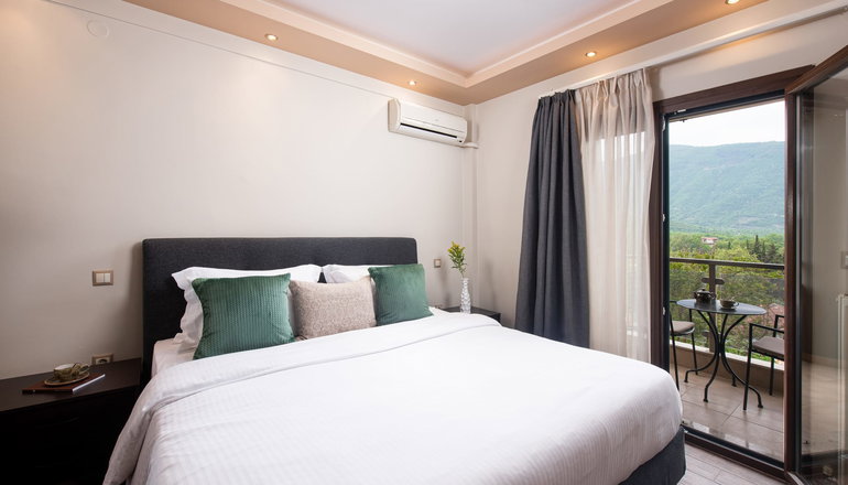 4* Naiades Hotel