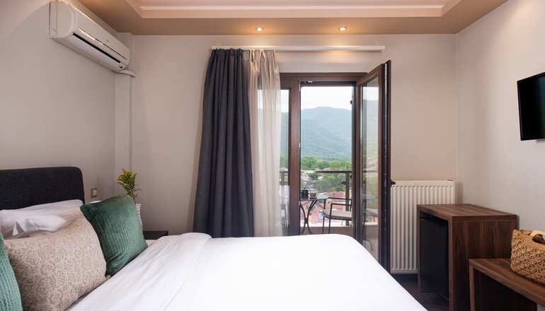 4* Naiades Hotel