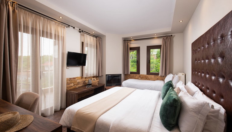 4* Naiades Hotel