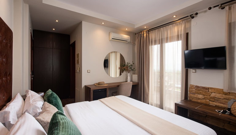 4* Naiades Hotel