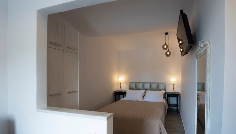 Rose Suites - Βούρβουλος, Σαντορίνη