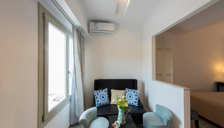Rose Suites - Βούρβουλος, Σαντορίνη