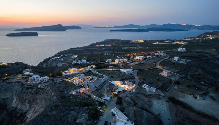 Santorita Suites