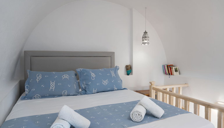 Santorita Suites
