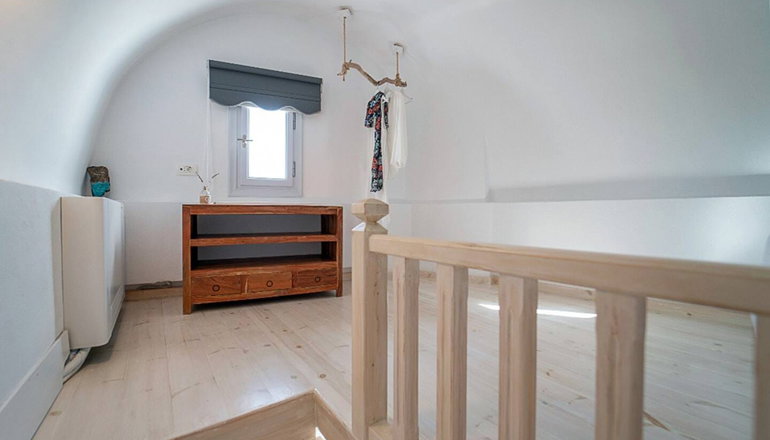 Santorita Suites