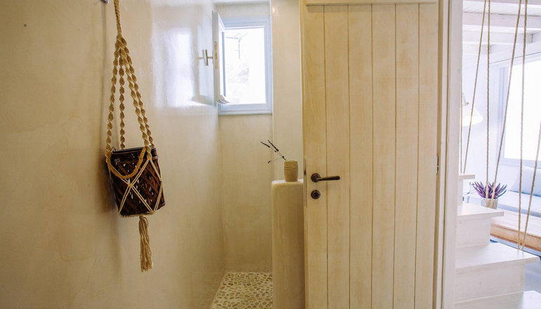 Santorita Suites