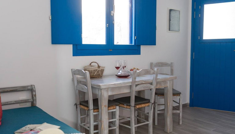 Santorita Suites