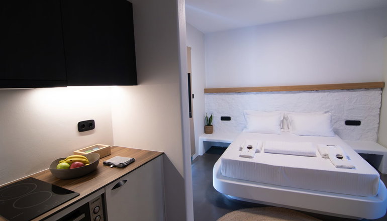 Thronos Suites -  Άνω Μερά, Μύκονος