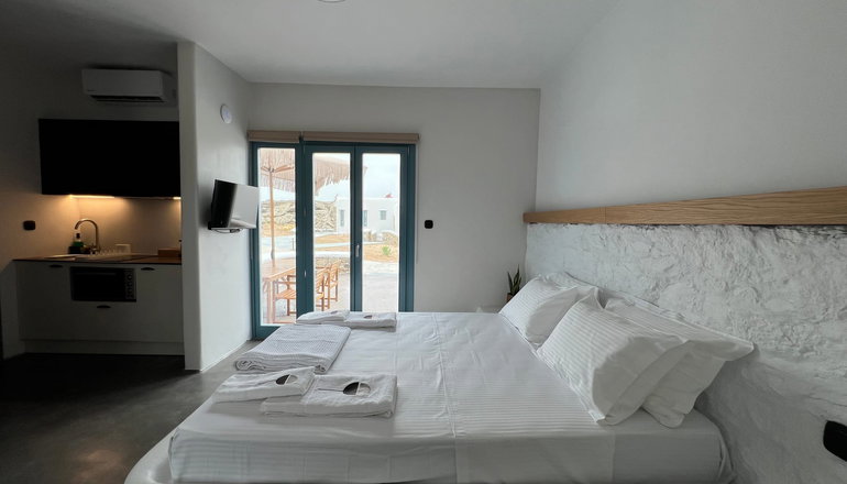 Thronos Suites -  Άνω Μερά, Μύκονος