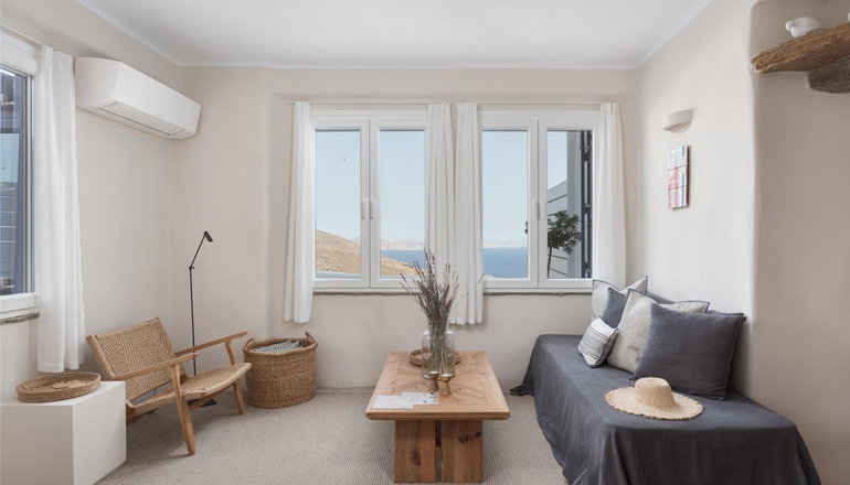 Morfes Luxury Apartments - Τριαντάρος, Τήνος