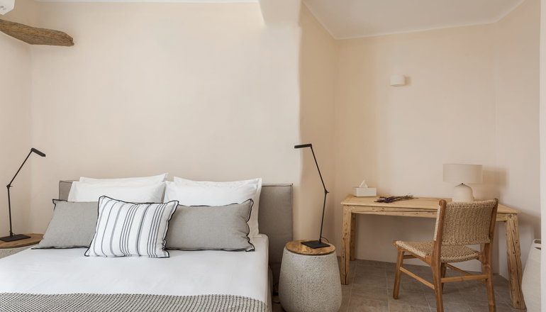 Morfes Luxury Apartments - Τριαντάρος, Τήνος