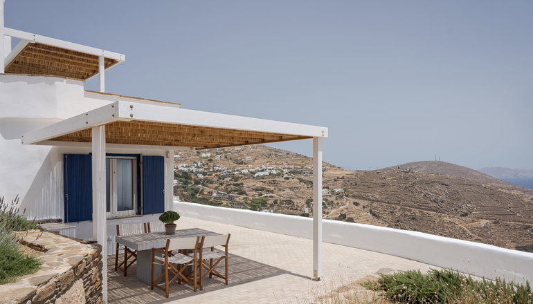 Morfes Luxury Apartments - Τριαντάρος, Τήνος