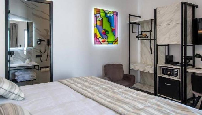 4* Central Boutique Hotel by Naoussa Hills