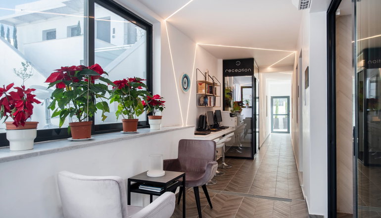 4* Central Boutique Hotel by Naoussa Hills