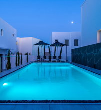 4* Central Boutique Hotel by Naoussa Hills