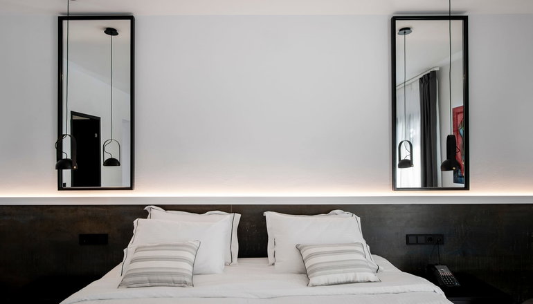 4* Central Boutique Hotel by Naoussa Hills