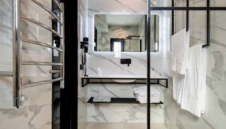 4* Central Boutique Hotel by Naoussa Hills
