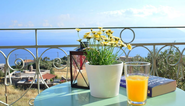Aegina Colors