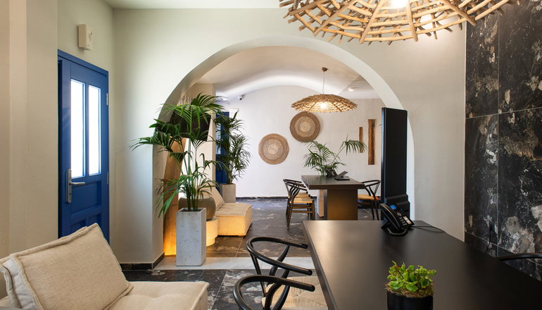 5* The Noverian Bios Santorini Vegan Vegetarian Boutique Hotel - Φηρά, Σαντορίνη