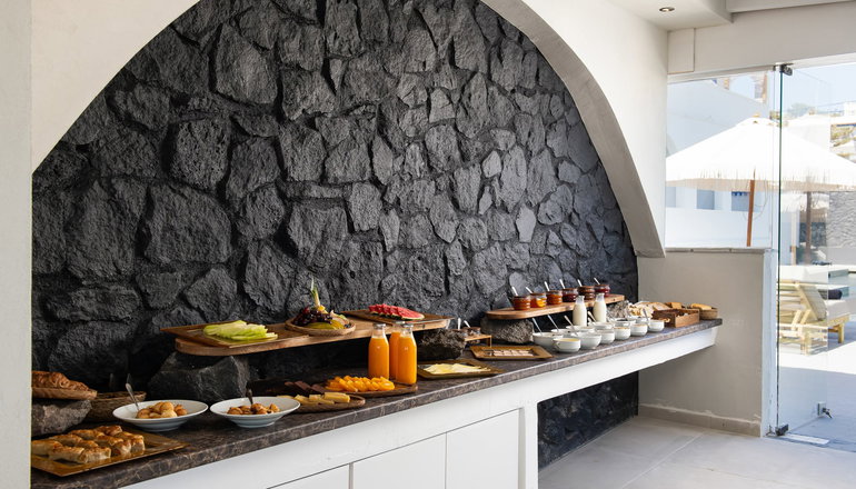 5* The Noverian Bios Santorini Vegan Vegetarian Boutique Hotel - Φηρά, Σαντορίνη