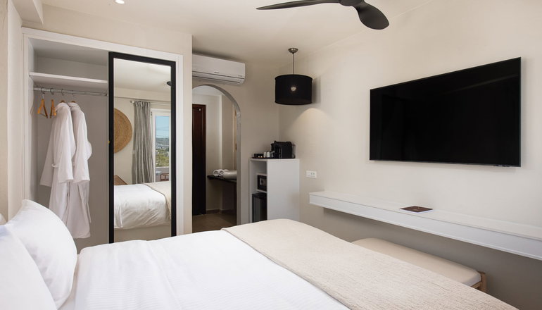5* The Noverian Bios Santorini Vegan Vegetarian Boutique Hotel - Φηρά, Σαντορίνη