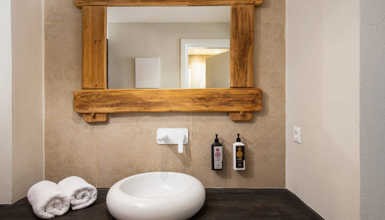 5* The Noverian Bios Santorini Vegan Vegetarian Boutique Hotel - Φηρά, Σαντορίνη