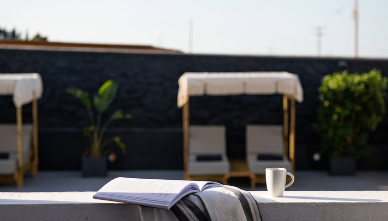 5* The Noverian Bios Santorini Vegan Vegetarian Boutique Hotel - Φηρά, Σαντορίνη
