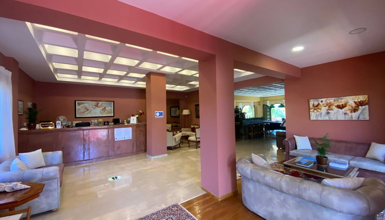 Sunrise Inn Hotel - Κουντουράτα, Κεφαλονιά