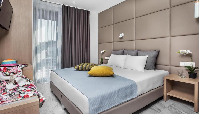 Nymphes Deluxe Accommodation