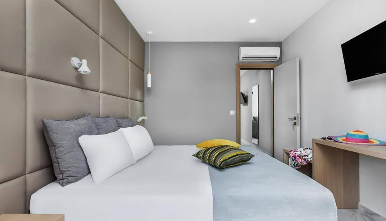 Nymphes Deluxe Accommodation