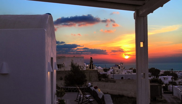 Shades of White Villas - Εμπορείο, Σαντορίνη