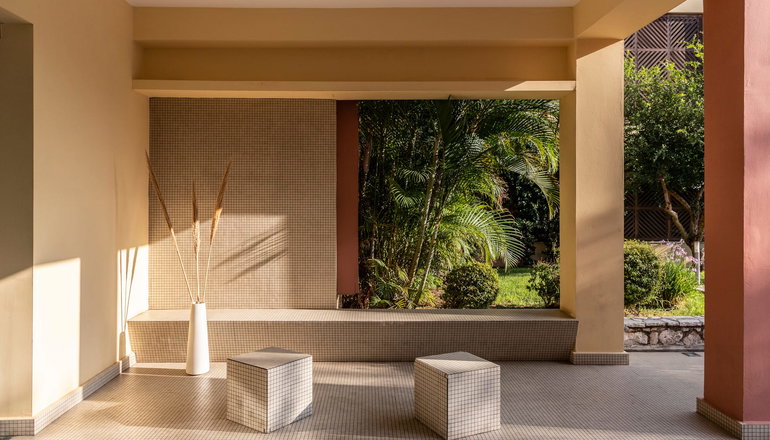 5* Louis Apostolata Island Resort