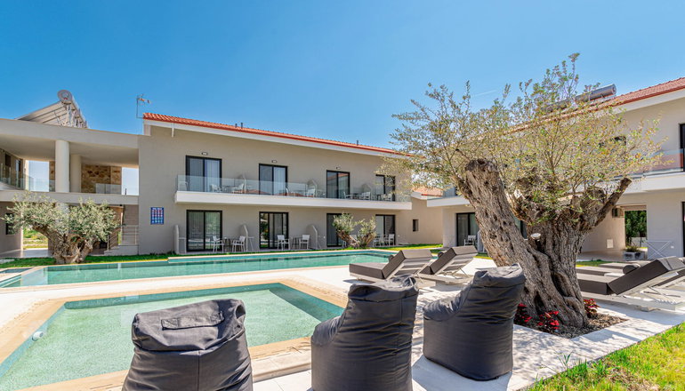 AlexMare Suites