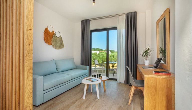 AlexMare Suites