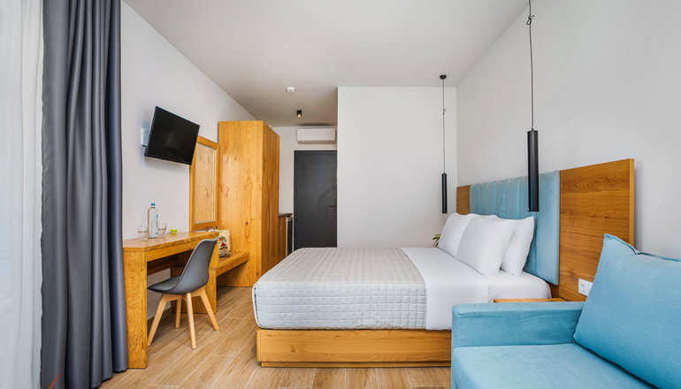 AlexMare Suites