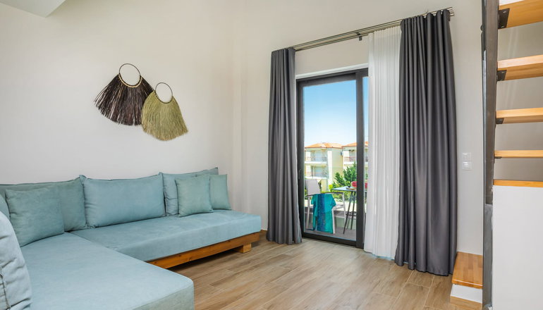 AlexMare Suites