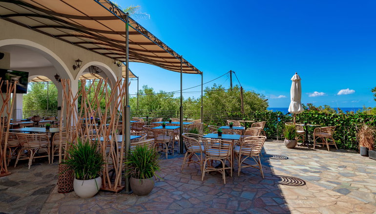 La Signora Hotel - Λουρδάτα, Κεφαλονιά