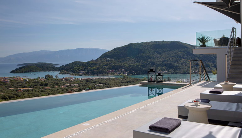 Pothos | Afroditi Villas Collection