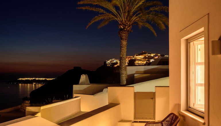 Anemos Family Suites - Φηρά, Σαντορίνη