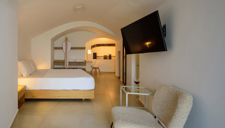 Anemos Family Suites - Φηρά, Σαντορίνη