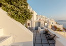 Σαντορίνη -16% + παιδί Δωρεάν