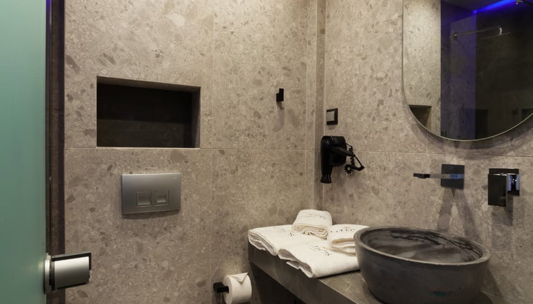 Lithos Suites