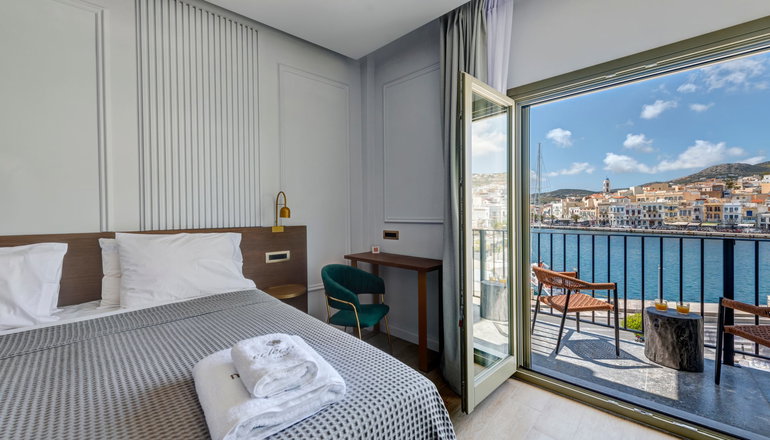 Eclectic Syros