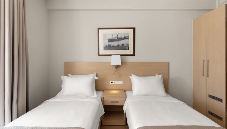 4* Gallery Central Piraeus Port - Πειραιάς, Αττική