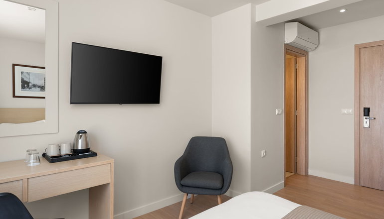 4* Gallery Central Piraeus Port - Πειραιάς, Αττική