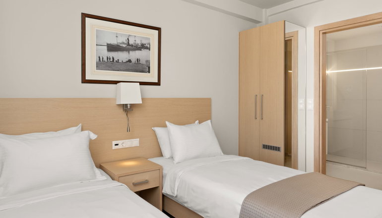 4* Gallery Central Piraeus Port - Πειραιάς, Αττική