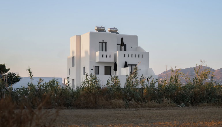 Esperos Premium Suites - Αγία Άννα, Νάξος